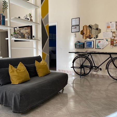 In Rome In Love In Bike Luaran gambar